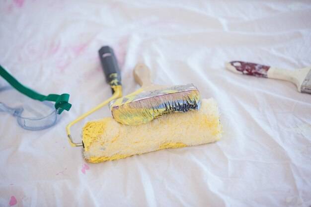 Ile kosztuje gipsowanie i malowanie ścian?