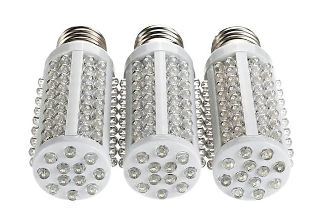 Lampa LED do hybryd jaka moc sprawdzi się w domu?