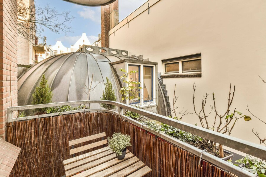 Jak urządzić długi i wąski balkon aby cieszyć się wygodą?