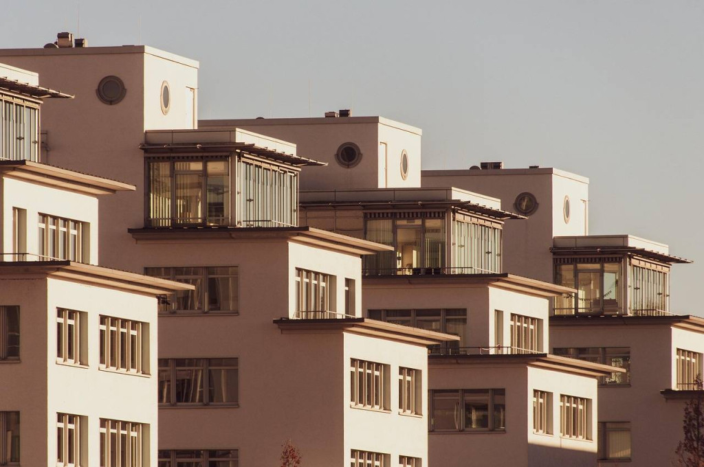 Jak ładnie urządzić balkon w miejskim stylu?